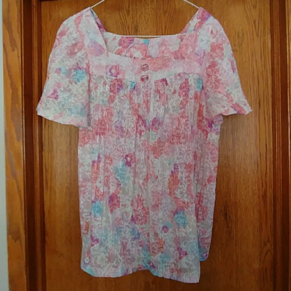 Size 14 spring maternity top